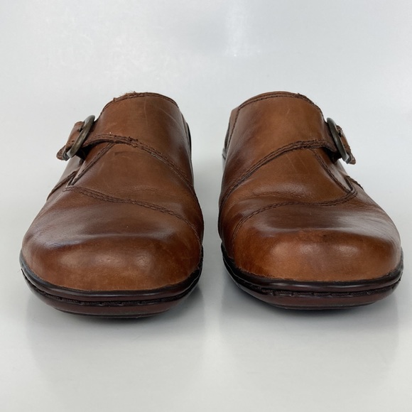Michel M Peggy Brown Leather Clog - Picture 4 of 13